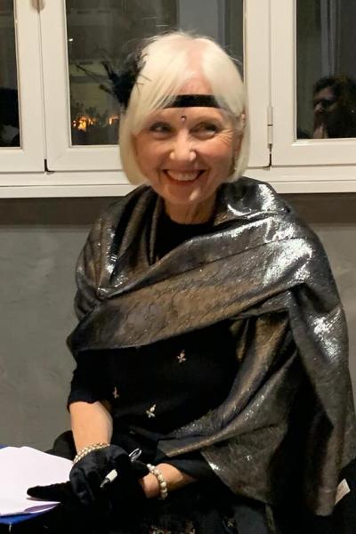 Conosci Te Stesso Mostra La Tua Maschera 01